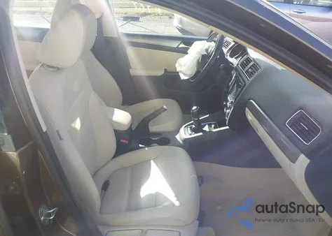 2015 Volkswagen Jetta 2.0L Tdi Se z USA, uszkodzony, nr VIN 3VW3A7AJ7FM321143